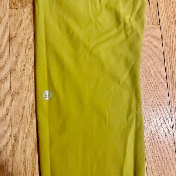 3/4 lulu lemon tights - Picture 3 of 4